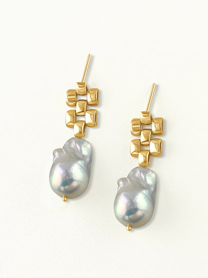 Maya Baroque Pearl EarringsEarringsAplós Studio